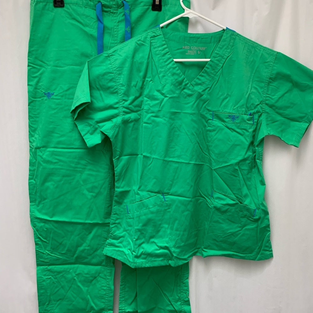 Size M scrubs